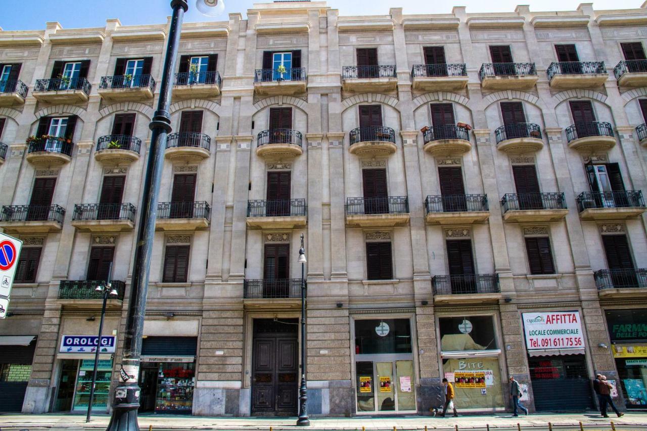 Palazzo Caltagirone Apartments Palermo Esterno foto